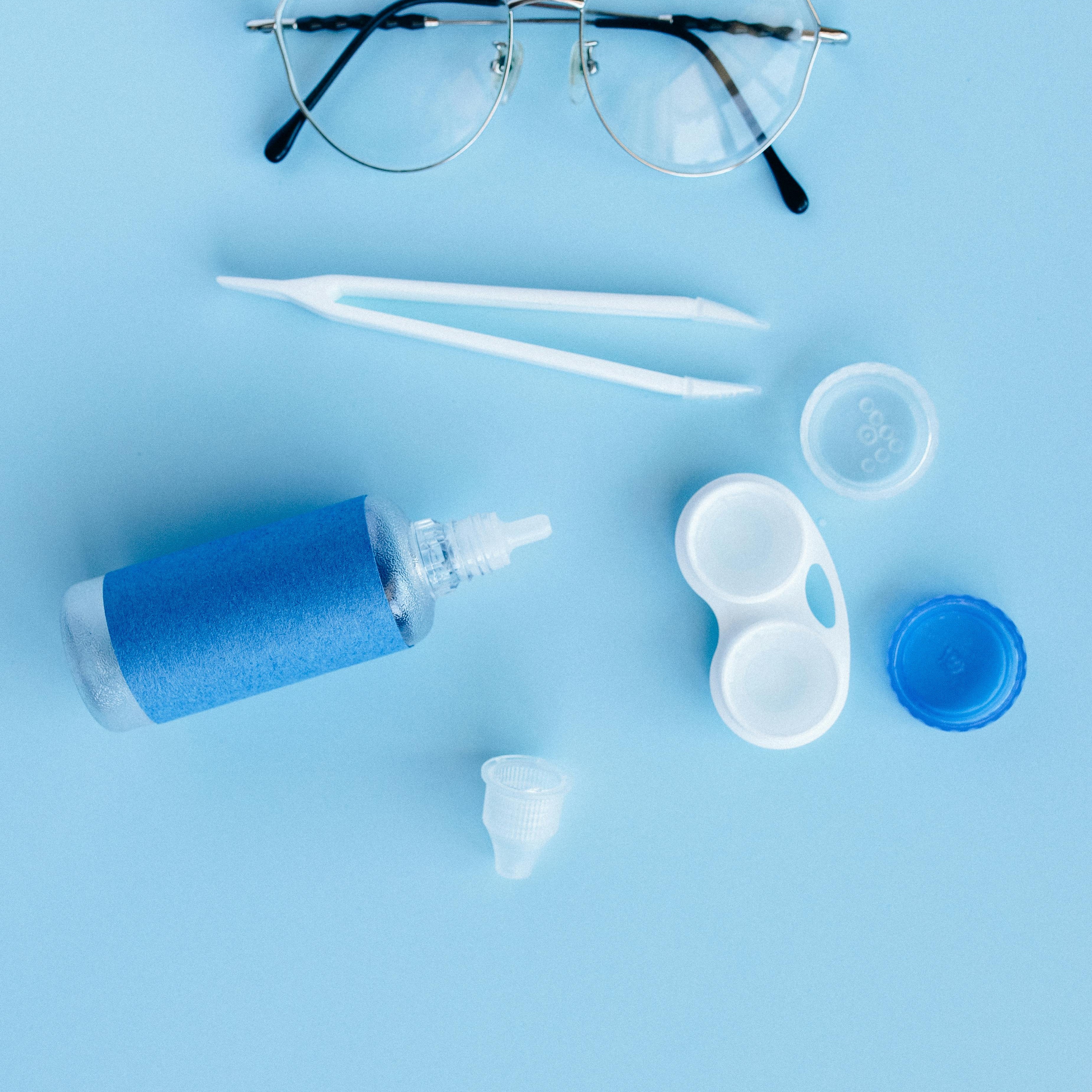 Contact lens fitting consultation