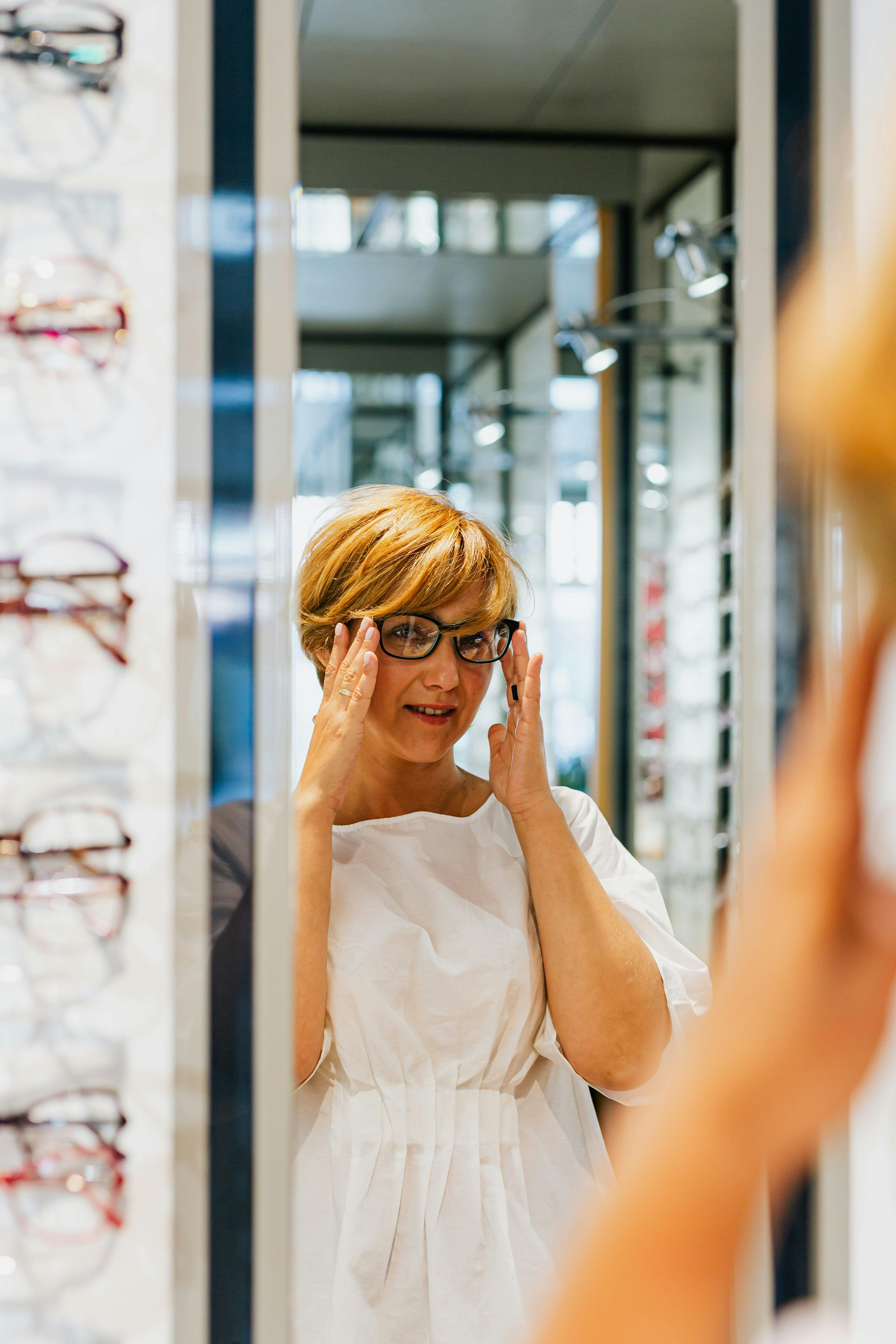 Child eye exam in a friendly clinical setting